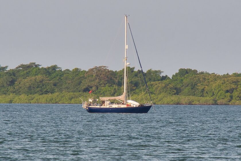 Ankern in den Bijagós. Wann ist eine Expedition eine Expedition?